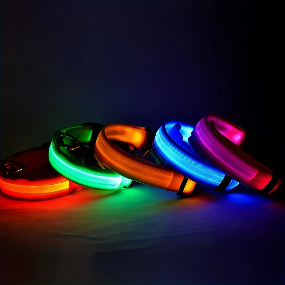 Coleira LED para Cães Pequenos e Médios com Faixa Refletiva - Imagem 4