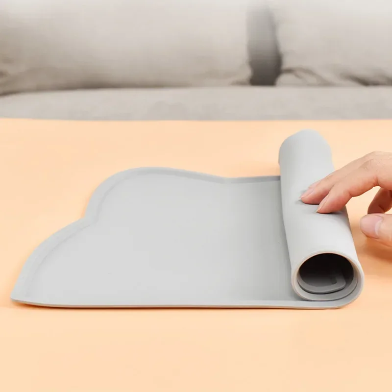 Tapete de Silicone para Cães e Gatos Antiderrapante 48x30 cm - Imagem 4