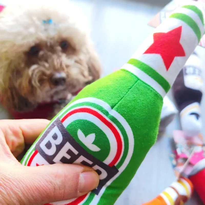 Brinquedo Garrafa de Cerveja para Cães de Pelúcia Resistente a Mordidas - Imagem 5