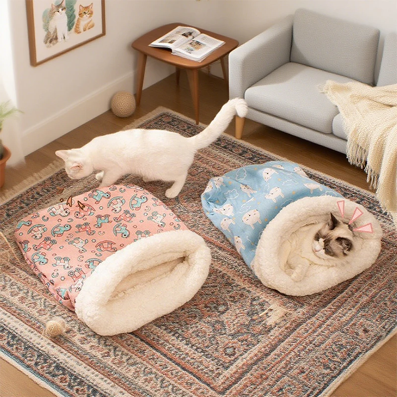 Saco de Dormir para Gatos de Pelúcia com Entrada Reforçada - Imagem 2