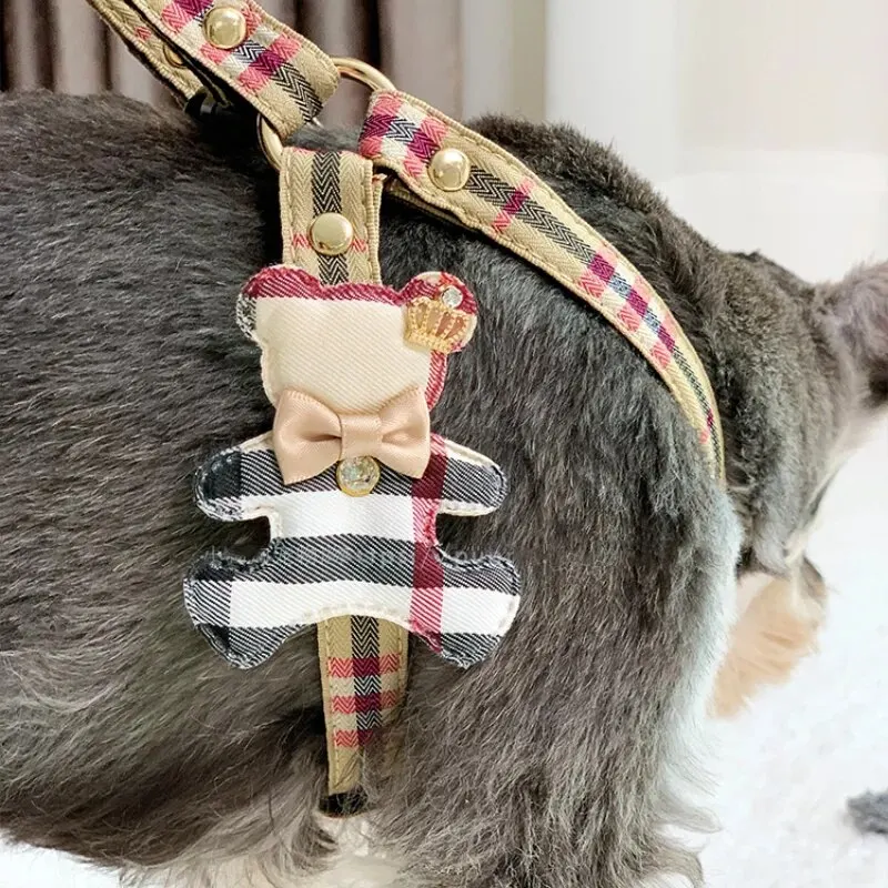 Colete Peitoral para Cães e Gatos Estilo Britânico - Imagem 3