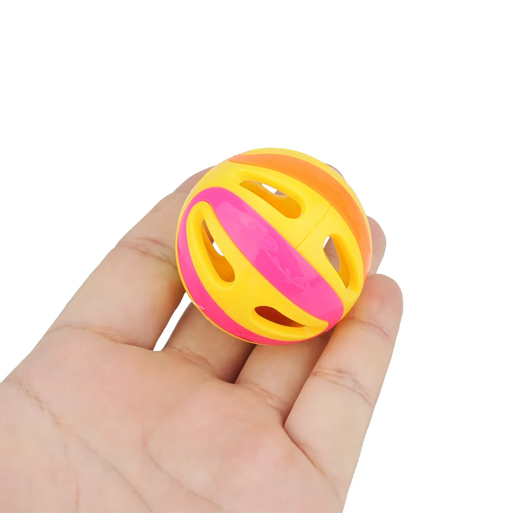 Bola Brinquedo para Gatos Plástico 4.9cm com Sino Interno - Imagem 6