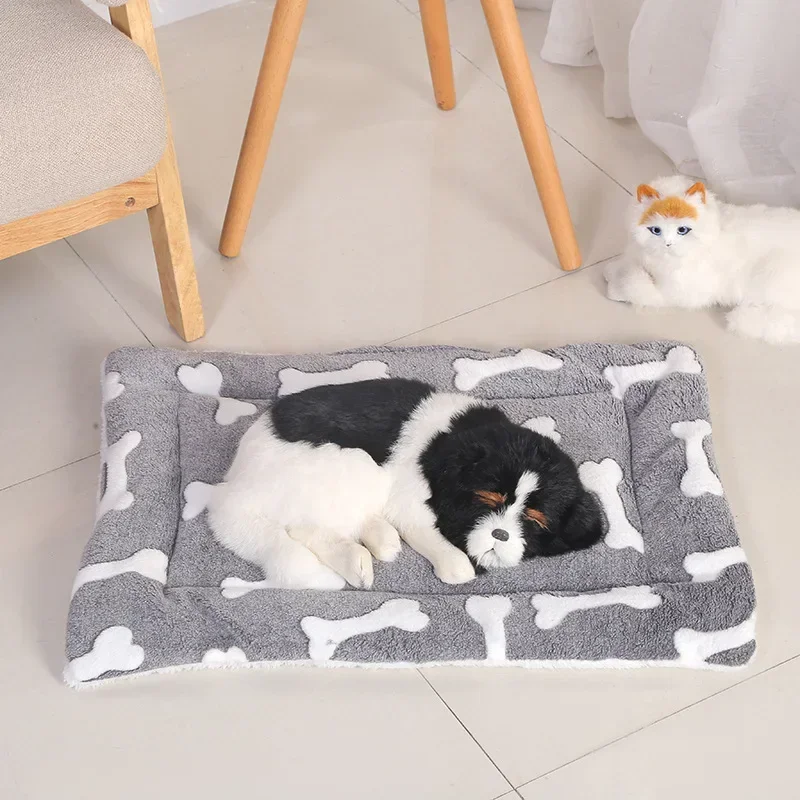 Tapete Dupla Face para Gatos e Cães Pequenos de Pelúcia - Imagem 2