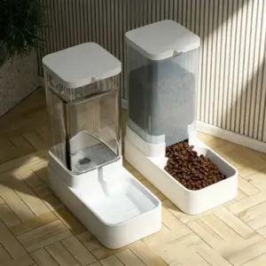 comedouro e bebedouro automático para cães e gatos
