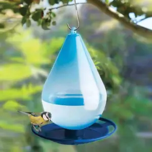 bebedouro para pássaros de plástico
