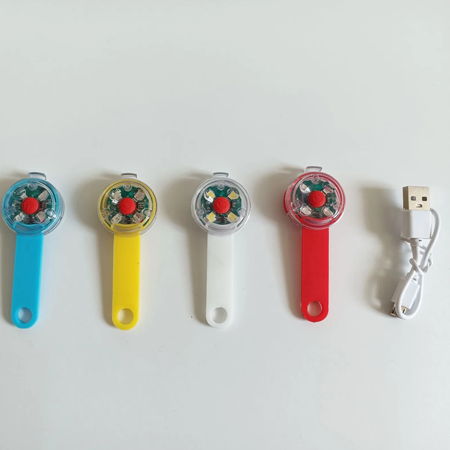Pingente LED para Cães e Gatos Recarregável USB Faixa Refletiva - Imagem 6