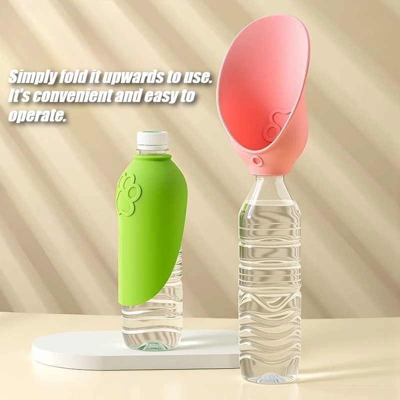 Garrafa de Água para Cães e Gatos Portátil Silicone à Prova de Vazamentos - Imagem 4