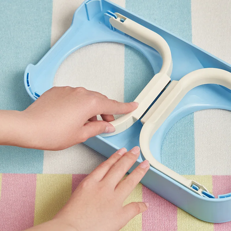Tigela Dupla Elevada para Cães e Gatos Pequenos com Suporte Dobrável Antiderrapante - Image 6