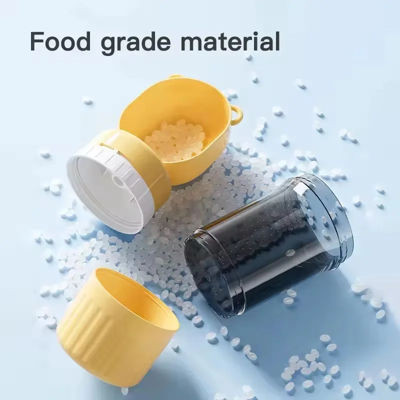 Garrafa Portátil para Cães com Água e Comida 400ml Amarelo - Imagem 3
