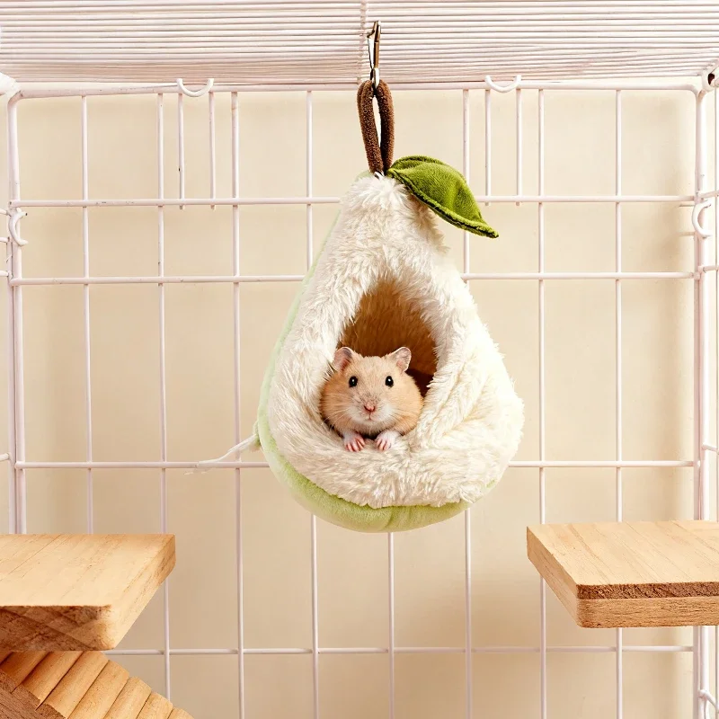 Ninho de Pelúcia para Hamster e Pássaros com Decoração Suspensa - Image 3