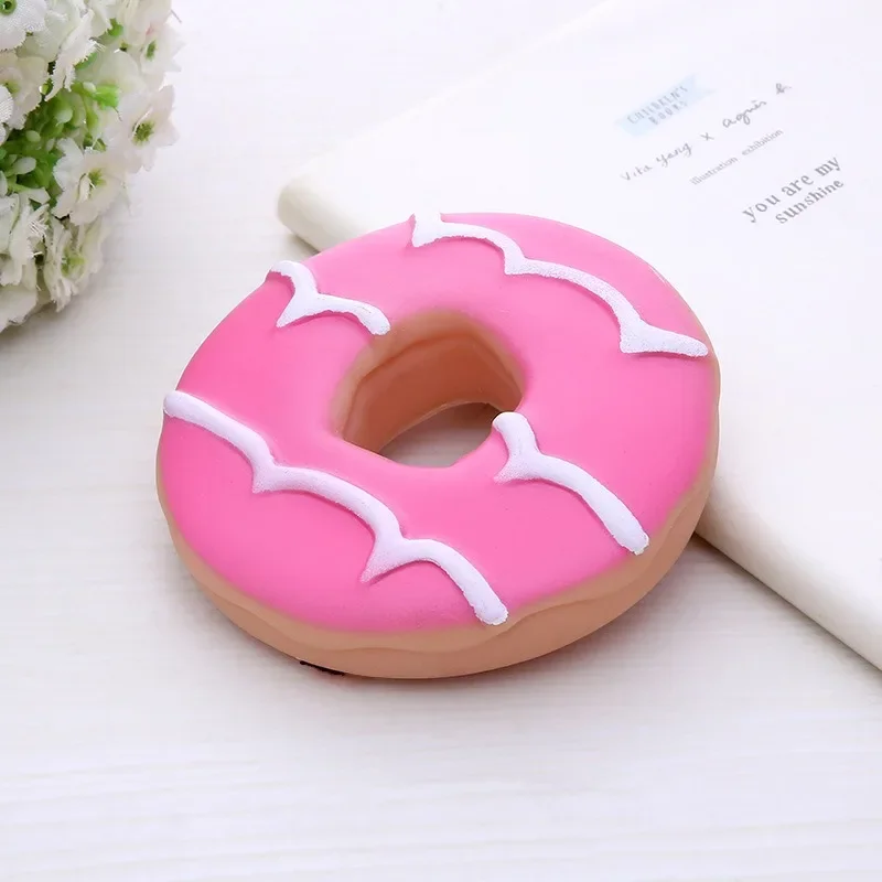 Brinquedo para Cães Biscoito de Látex 9,5 cm Resistente à Mordida - Image 4