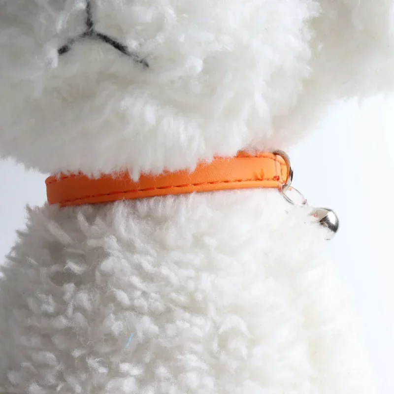 Coleira para Gatos e Cãezinhos de PU Ajustável com Sino - Image 3