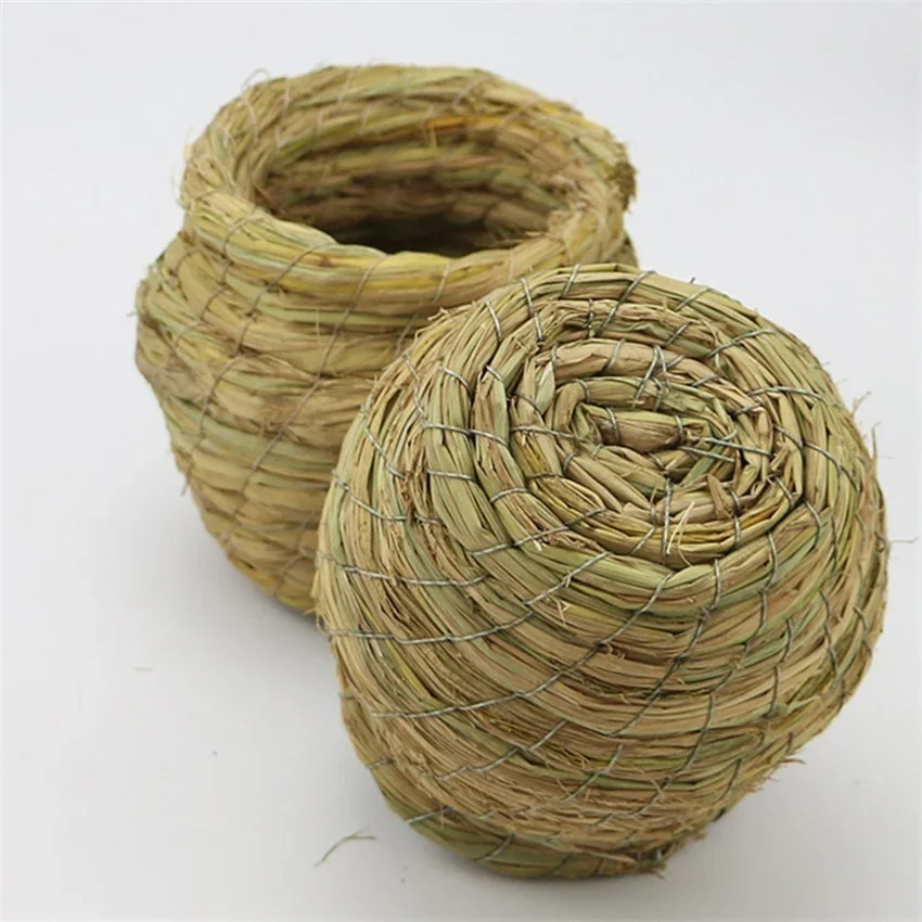 Ninho de Palha Natural para Pássaros e Hamsters Feito à Mão - Imagem 6