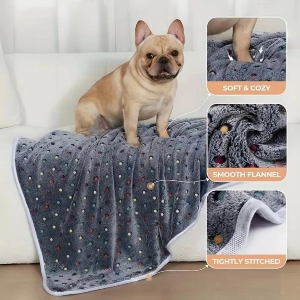 Cobertor para Pets de Lã Coral com Padrão de Pontinhos Lavável - Image 5