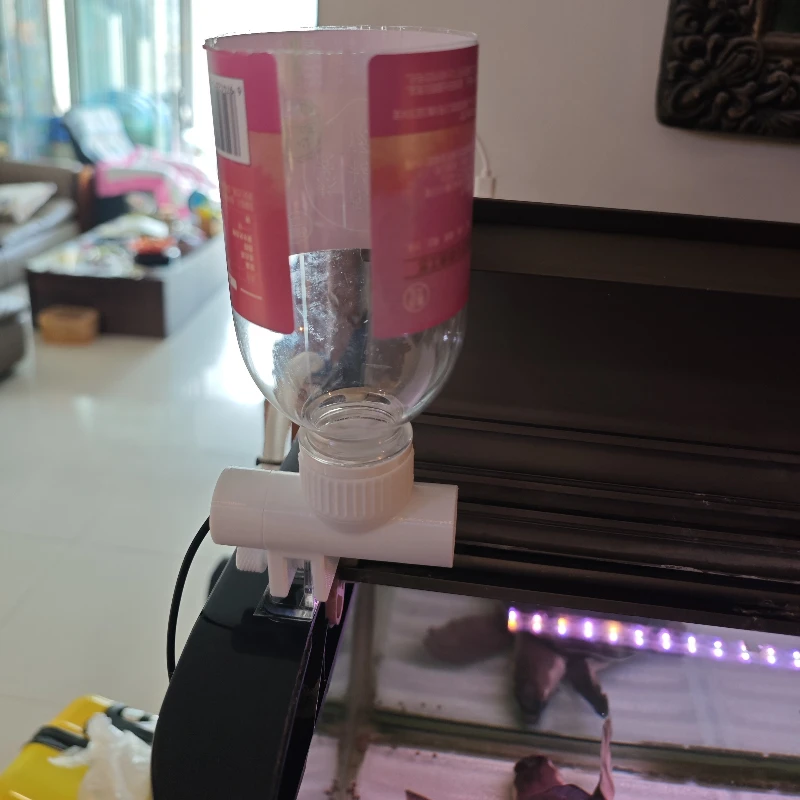 Alimentador Automático para Peixes e Tartarugas com Controle por Celular - Imagem 4