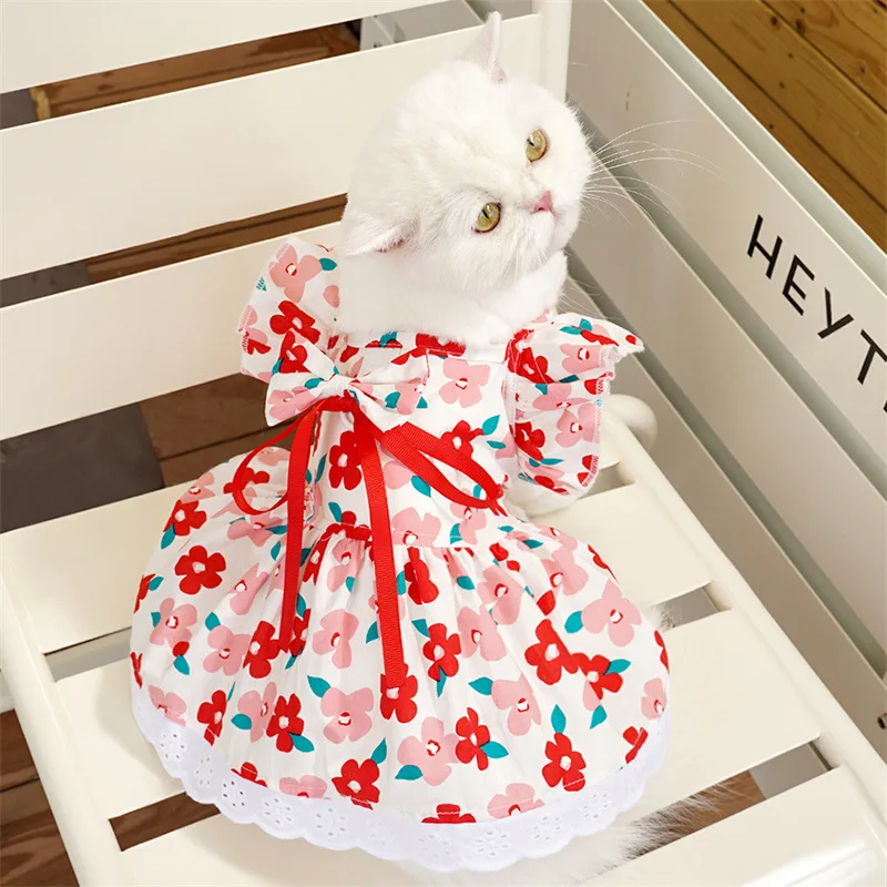 Vestido Floral para Cães Médios de Algodão e Poliéster com Laço - Image 4