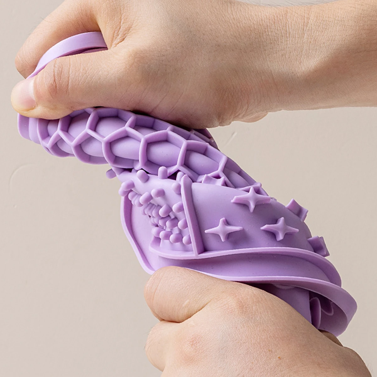 Tapete de Lamber para Pets de Silicone com Ventosa - Imagem 2