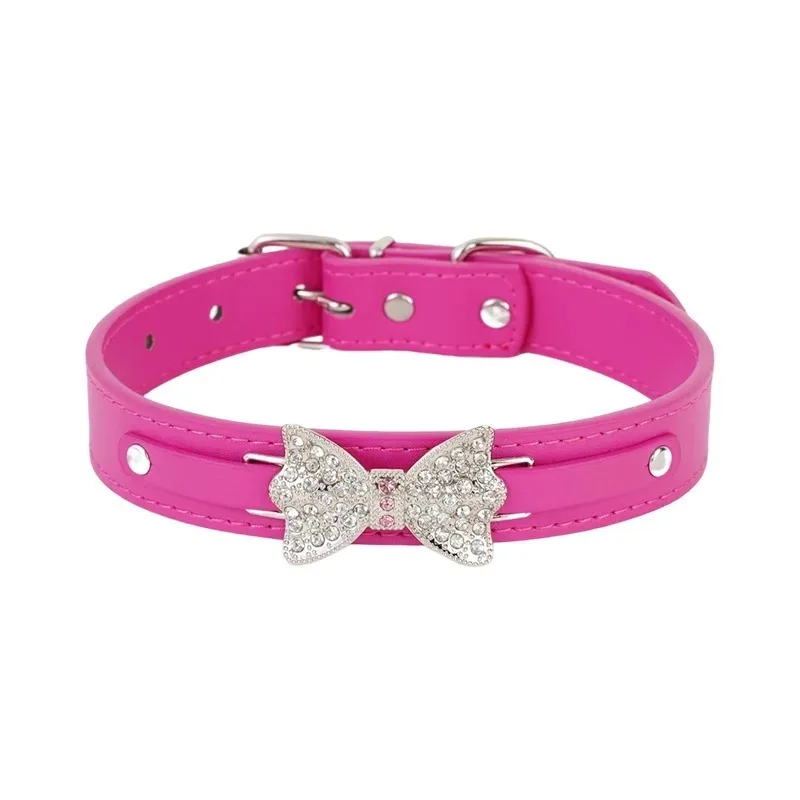 Coleira para Cães de Couro Sintético com Strass e Laço Ajustável - Imagem 5