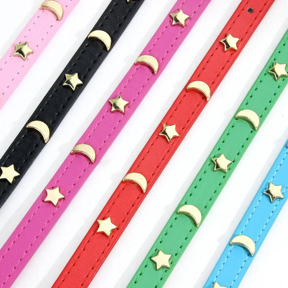 Coleira de Couro para Gatos e Cães Pequenos com Rebites de Estrela e Lua - Image 3