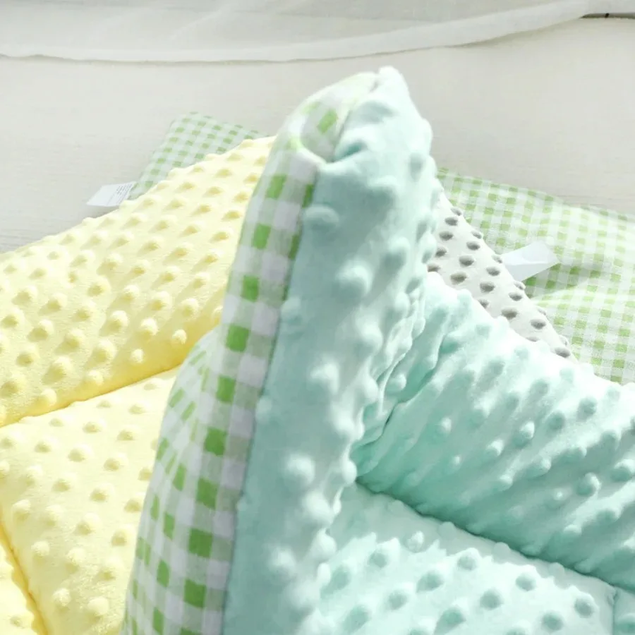 Cama para Gatos e Cães Pequenos em Formato de Casa - Imagem 3