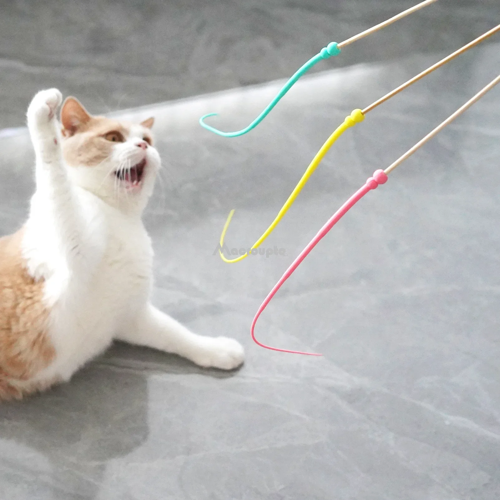 brinquedo de cauda de rato para gatos