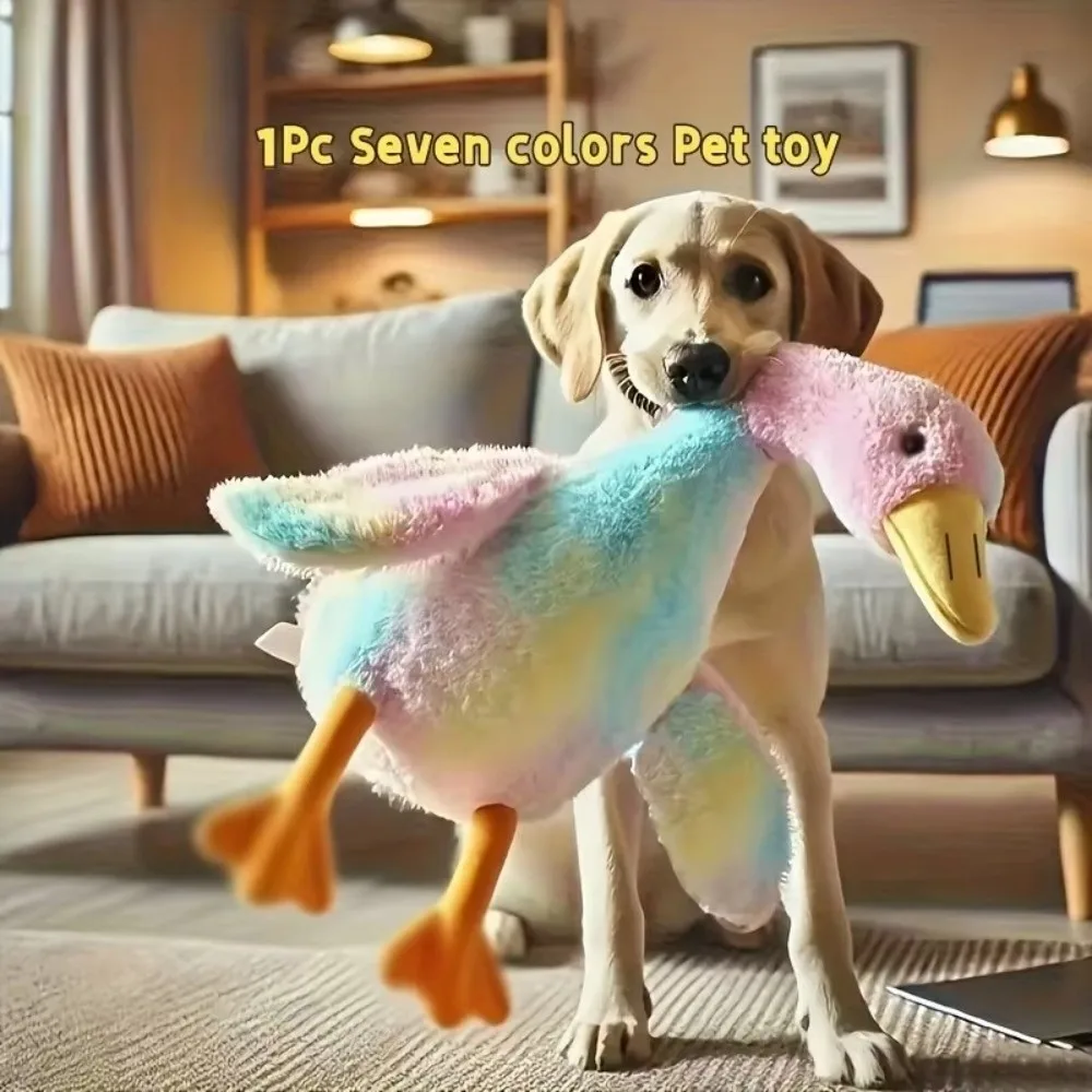 Brinquedo de Pelúcia Pato para Cães 50cm, Leve e Fácil de Carregar - Imagem 4