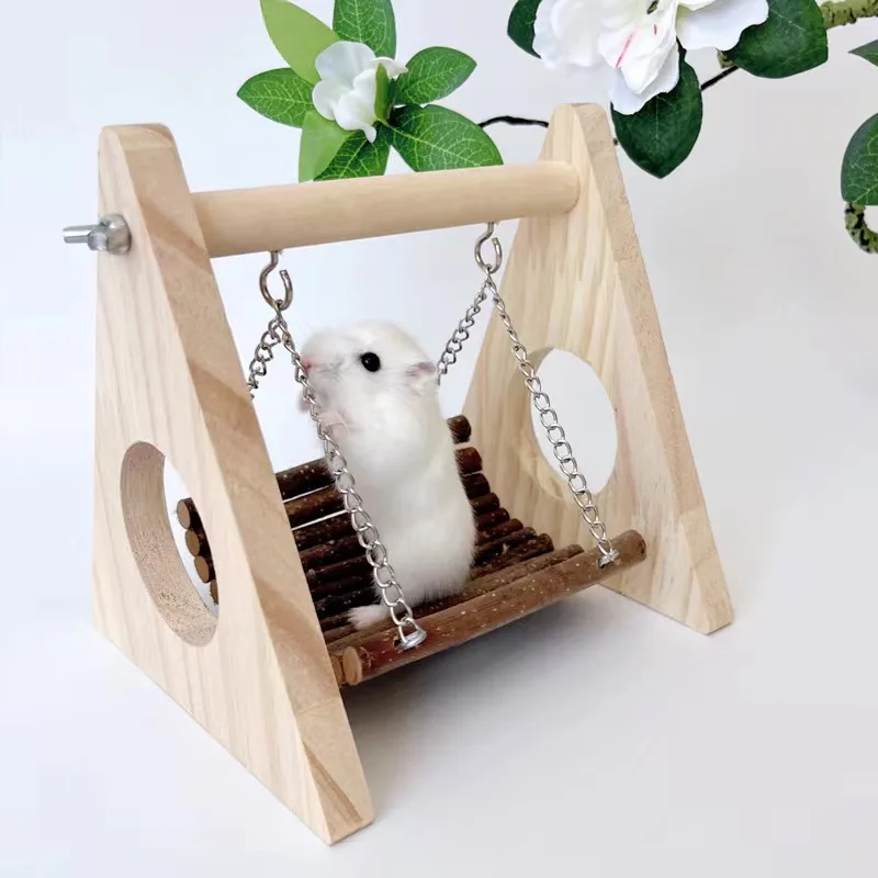 Balanço de Madeira para Hamster com Brinquedo de Mastigar Triangular - Imagem 2