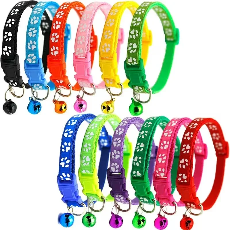 Coleira para Gatos e Cães Pequenos de Nylon com Sino e Ajuste de 19 a 32 cm - Imagem 2
