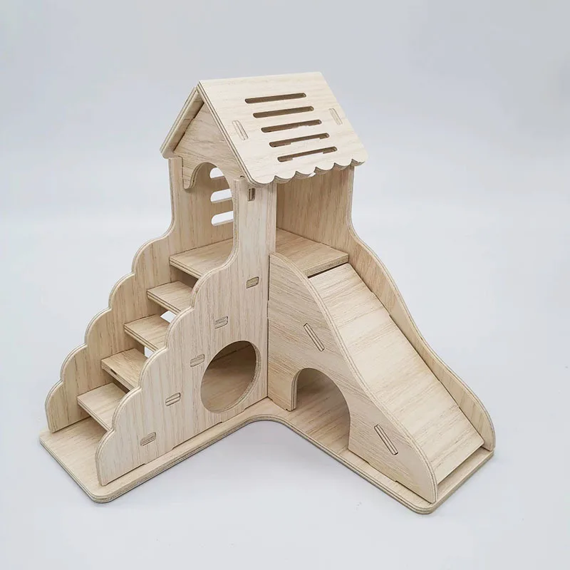 casa de madeira para hamster