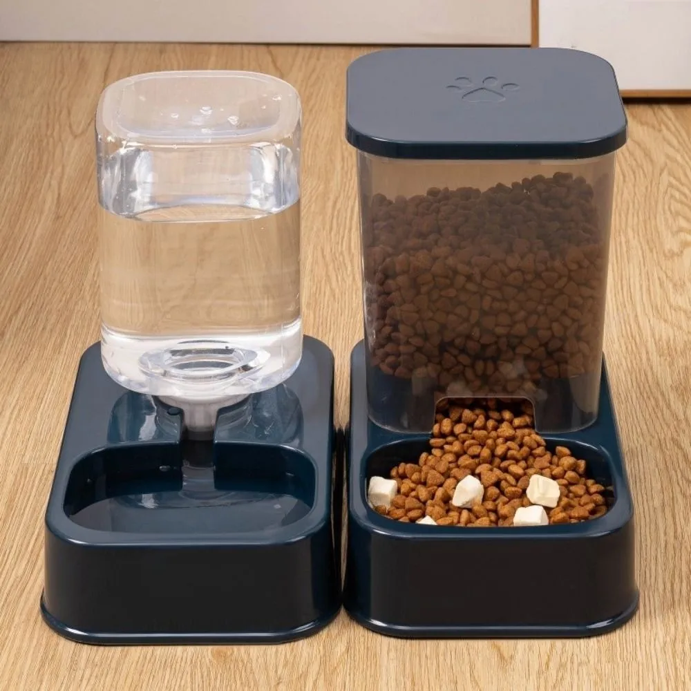 Comedouro Automático para Cães e Gatos 1.5L com Design Antiderrapante - Imagem 4