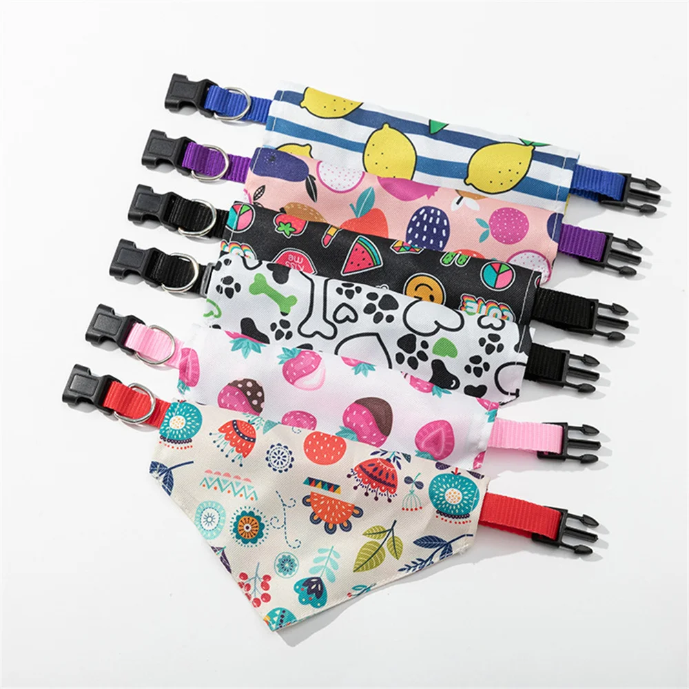 Bandana Triangular para Cães Pequenos e Gatos de Poliéster com Fecho de Botão - Imagem 5