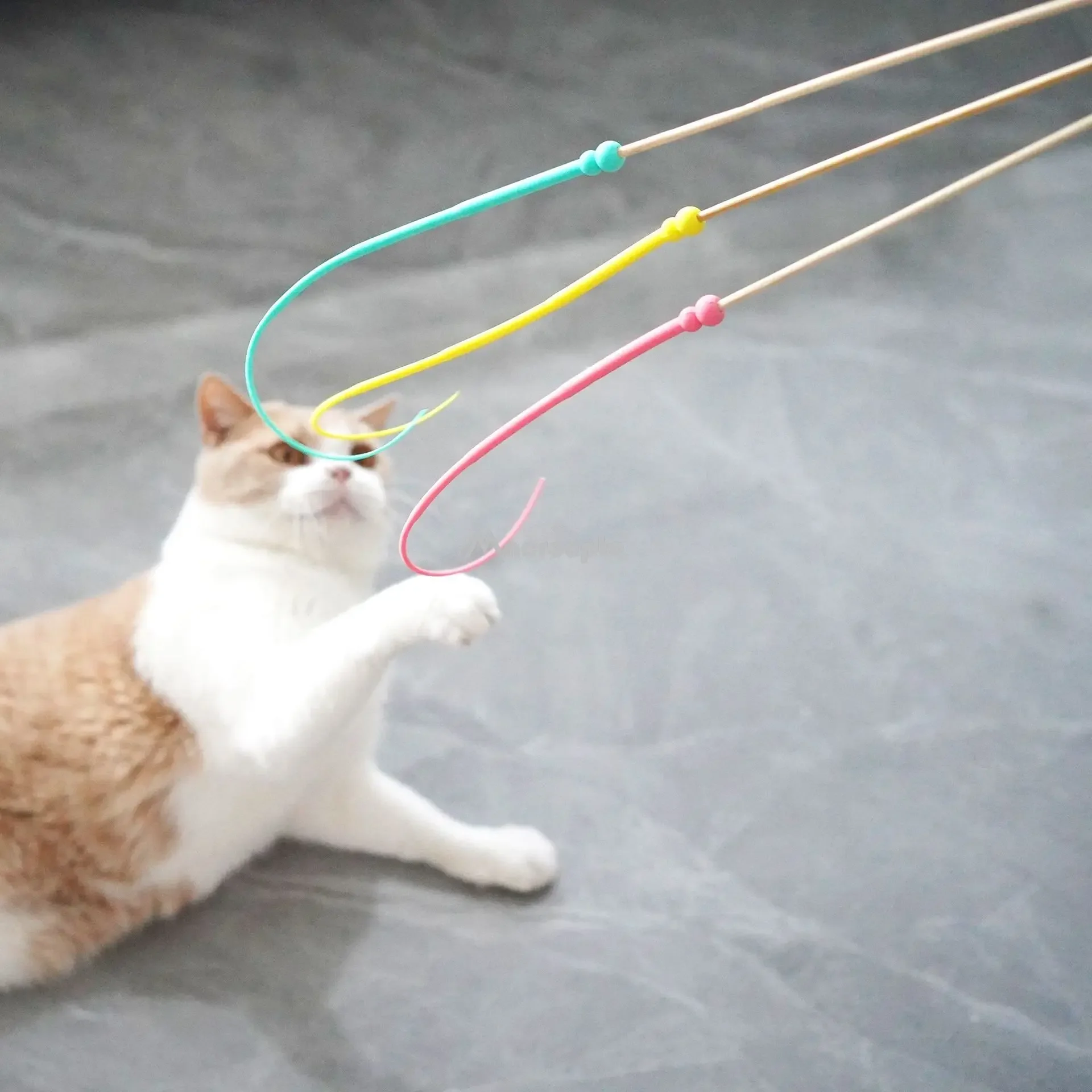 Brinquedo Interativo para Gatos com Simulação de Cauda de Rato, 71 cm - Imagem 3