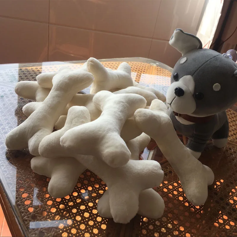 Brinquedo de Pelúcia para Cães em Formato de Osso - Imagem 6