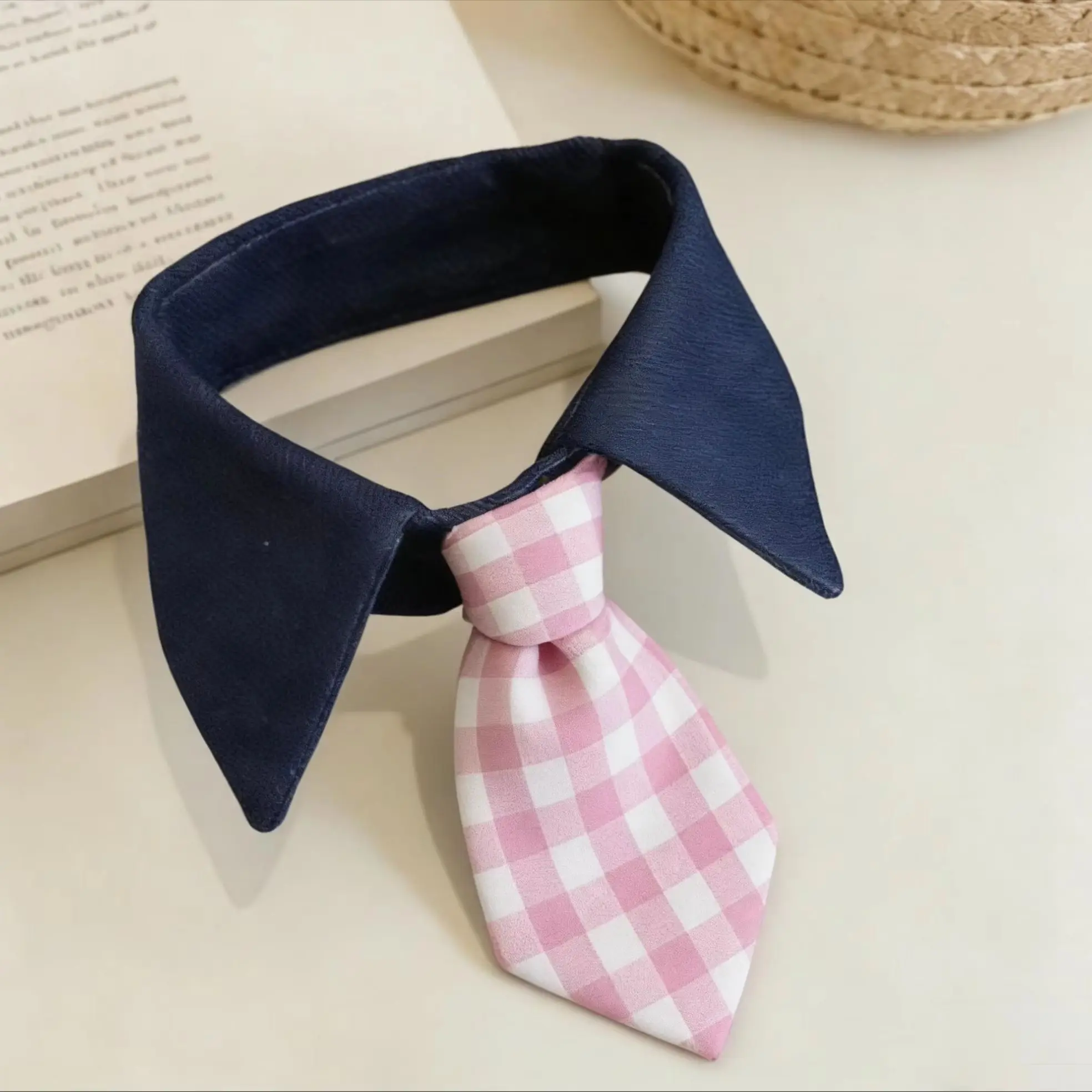 Camisa Formal para Cães e Gatos Pequenos com Colarinho Xadrez e Botão - Imagem 3