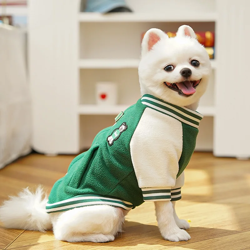 Jaqueta para Cães e Gatos de Poliéster com Interior Respirável - Image 4