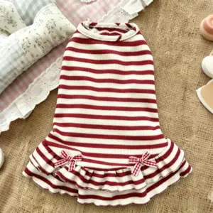 vestido listrado para cães e gatos
