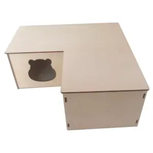 toca de madeira para hamster com telhado removível