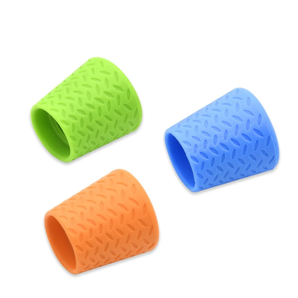 Chuveiro Portátil para Pets de Silicone Universal 5,2 cm para Garrafa - Imagem 2