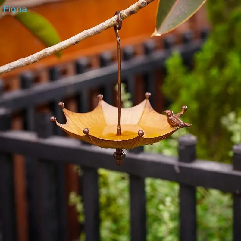 Bebedouro e Comedouro para Pássaros em Metal com Design de Guarda-Chuva - Imagem 5