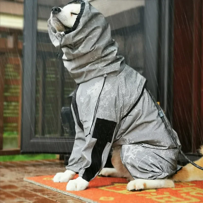 Capa de Chuva para Cães Grande Reflexiva com Capuz e Cintura Ajustável - Imagem 3