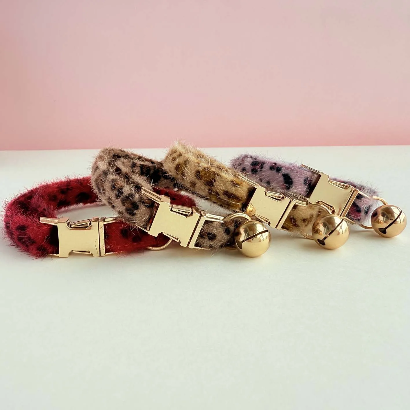 Colar de Gato com Estampa de Leopardo Ajustável e Sino - Image 4