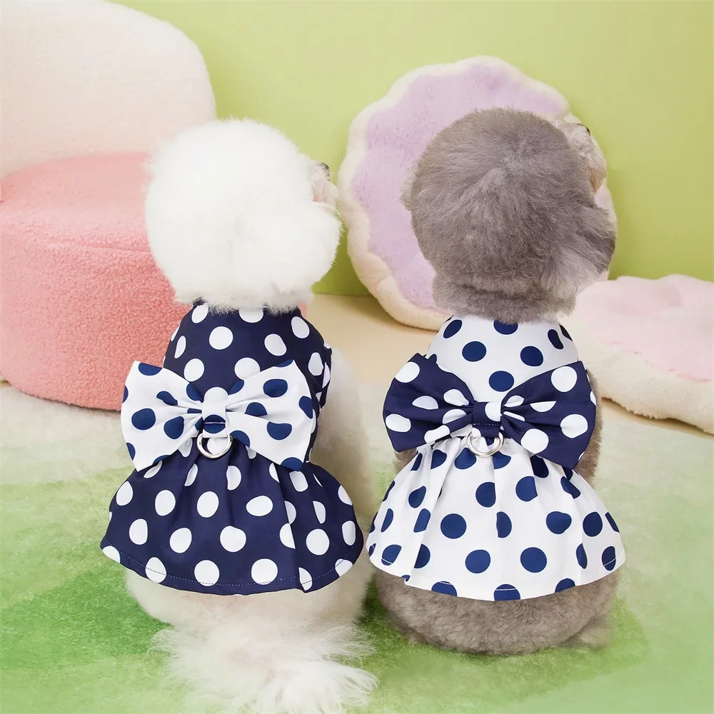 Vestido para Cães e Gatos Estampa Poá Azul Marinho com Laço - Imagem 2