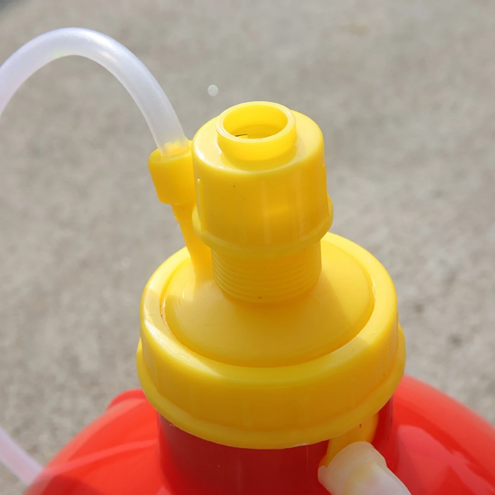 Bebedouro Automático para Aves 24 cm com Mangueira 105 cm - Imagem 4