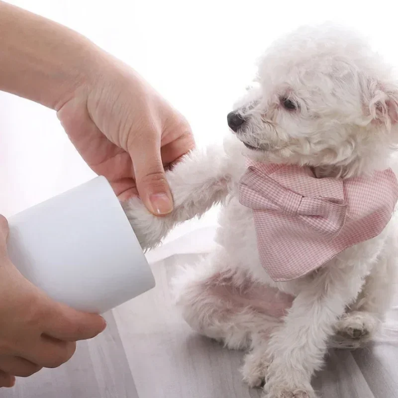 Lavadora de Patas para Cães e Gatos com Escova de Silicone Removível - Imagem 3