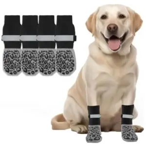 meias antiderrapantes para cães
